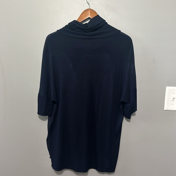Lola & Sophie New York Blouse, Blue, Short Sleeve, Cowl Neck, Excellent Cond - Picture 5 of 10